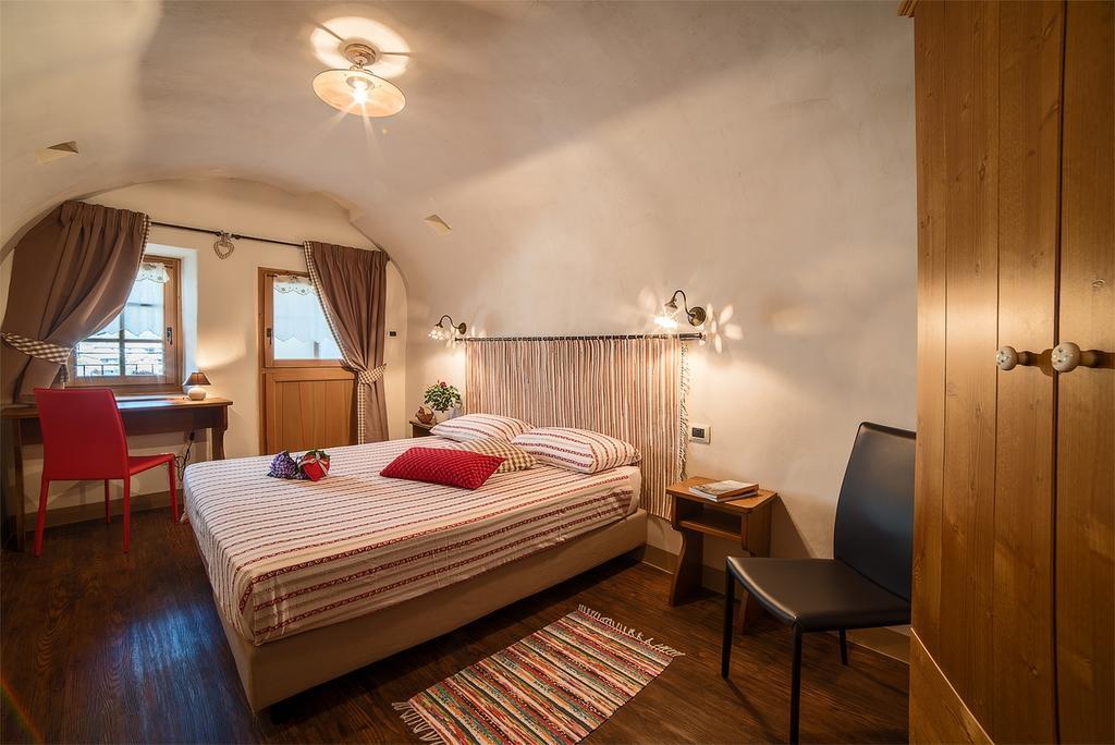 Ostello Del Castello Тірано Номер фото
